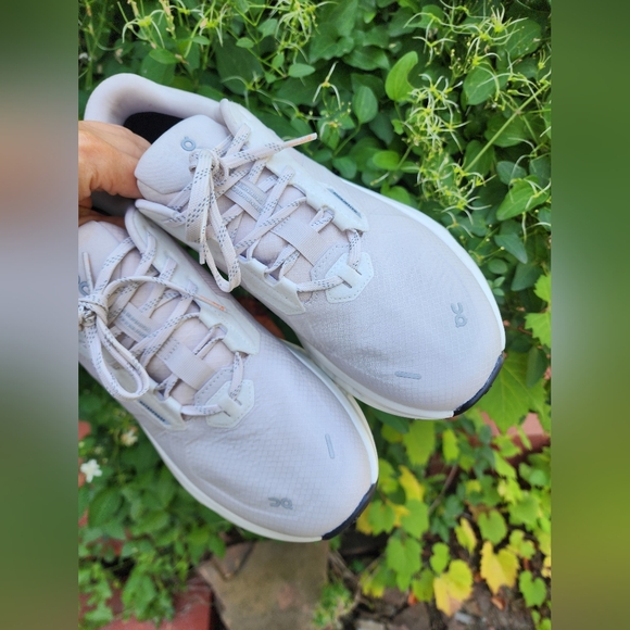 Size 9 - New Women's On Running Cloydrunner Waterproof Wolf/Tangerine - Picture 7 of 9